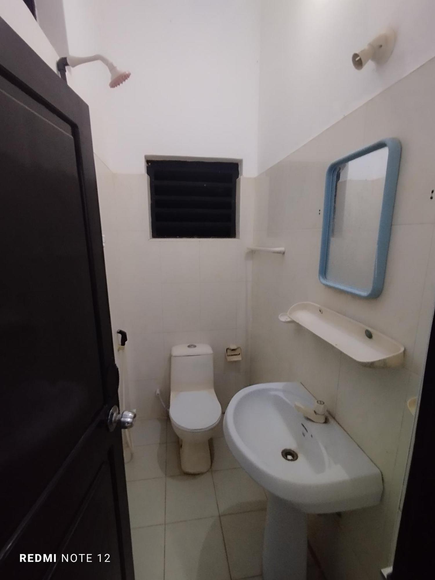 Rayyan Mahal Hotel Puttalam Exterior photo